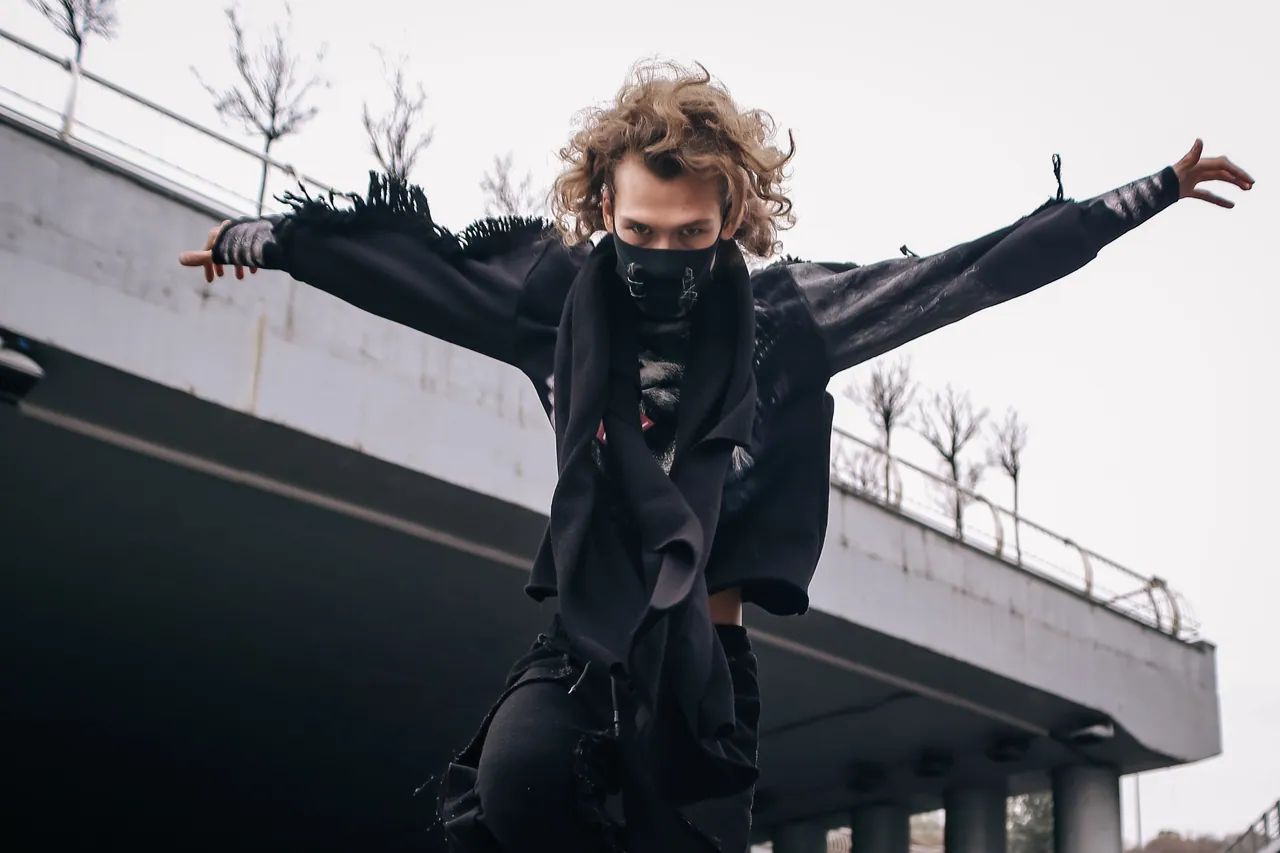 [ON THE VERGE] Conceptual Editorial 4